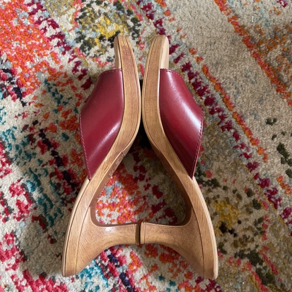 *VINTAGE* NO BOUNDARIES OPEN-TOE MULES - Picture 7 of 7